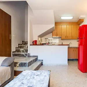 https://oasis-playamar.es-andalucia.com